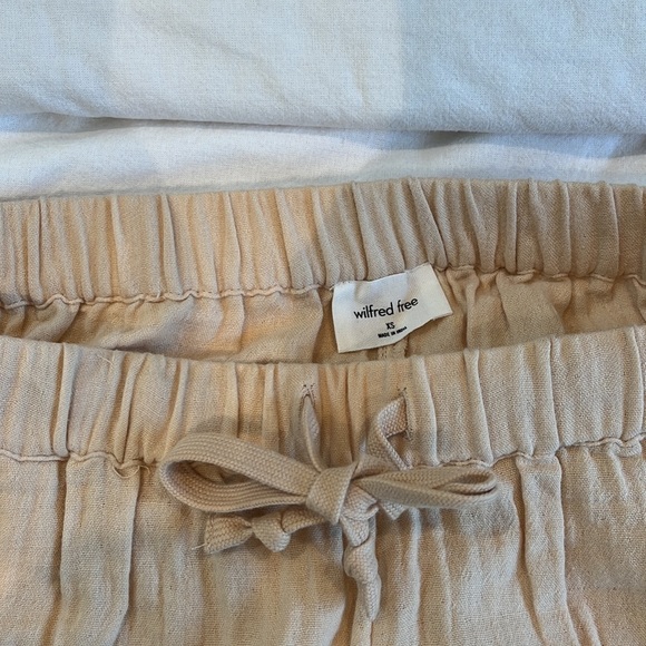 ARITZIA WILFRED XS CREAM/BEIGE/YELLOW SHORT - Picture 5 of 6